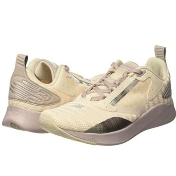 New Balance Women's Sz 8.5W DynaSoft Beaya V1 Running Shoes - Picture 1 of 16